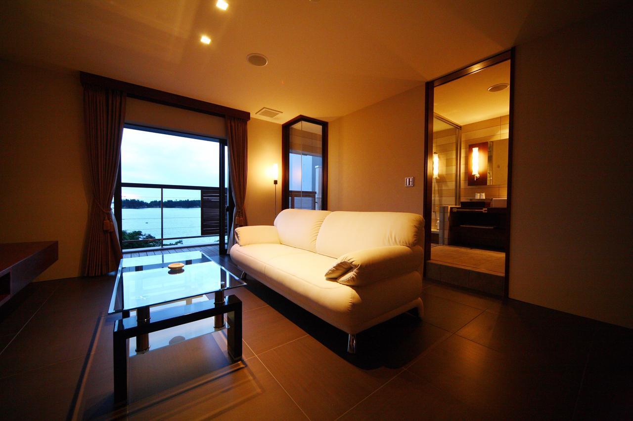 Uminoyasuragi Hotel Ryugu Kami Amakusa Buitenkant foto
