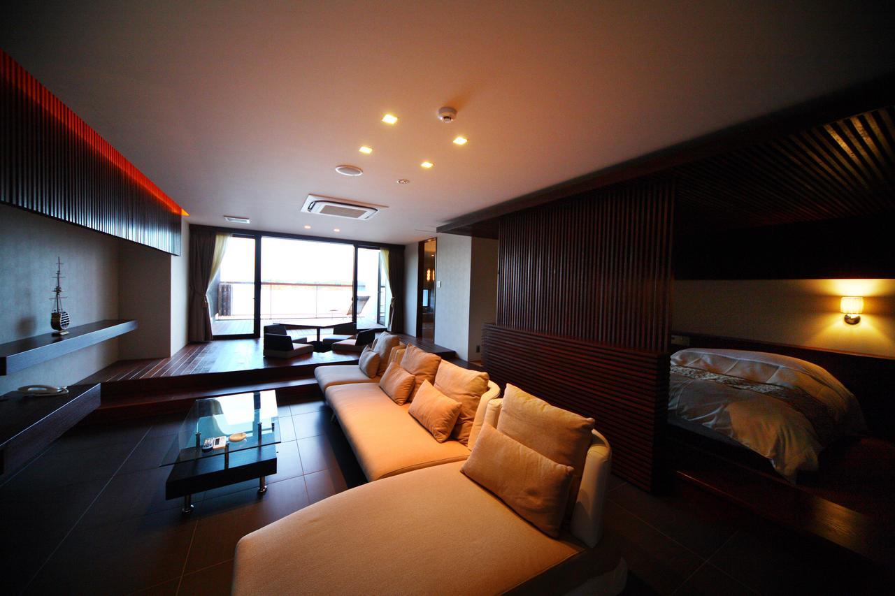 Uminoyasuragi Hotel Ryugu Kami Amakusa Buitenkant foto