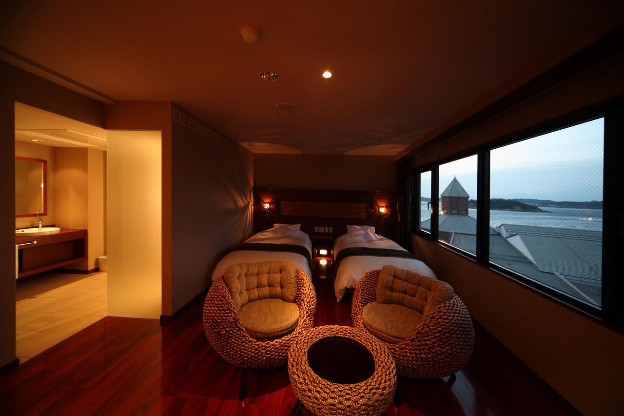 Uminoyasuragi Hotel Ryugu Kami Amakusa Buitenkant foto