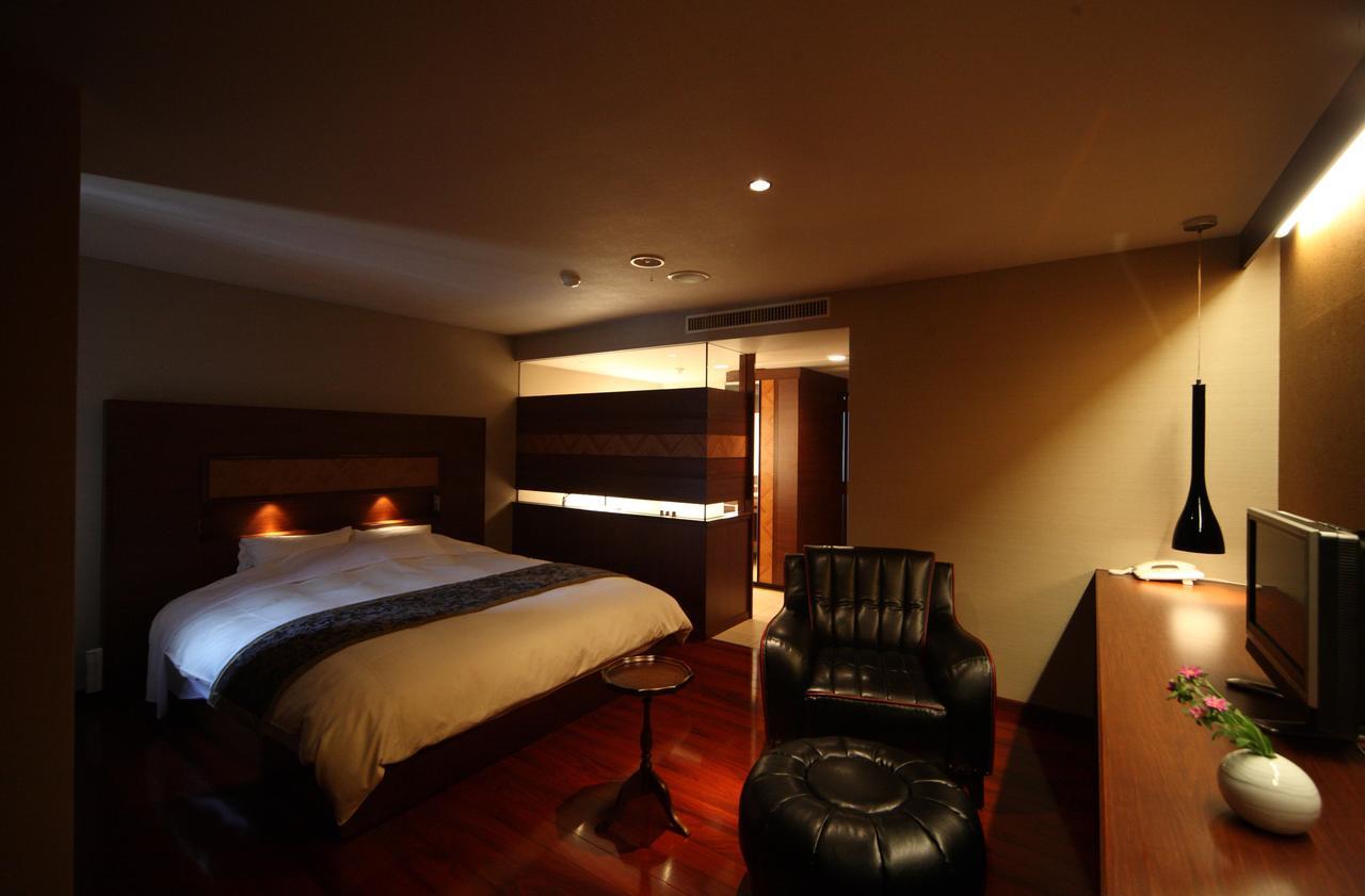 Uminoyasuragi Hotel Ryugu Kami Amakusa Buitenkant foto