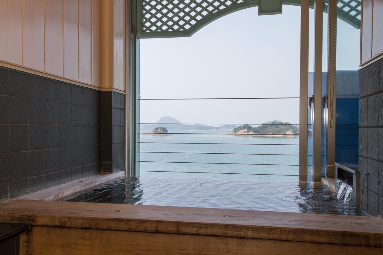 Uminoyasuragi Hotel Ryugu Kami Amakusa Buitenkant foto